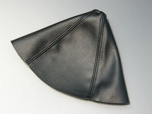 Load image into Gallery viewer, Mazda (NC Roadster, RX-8) (for gated automatic cars) with shift knob and shift boots