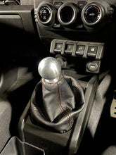 Load image into Gallery viewer, Shift knob and shift boot for Suzuki JB64W Jimny 2018y/07-  automatic cars
